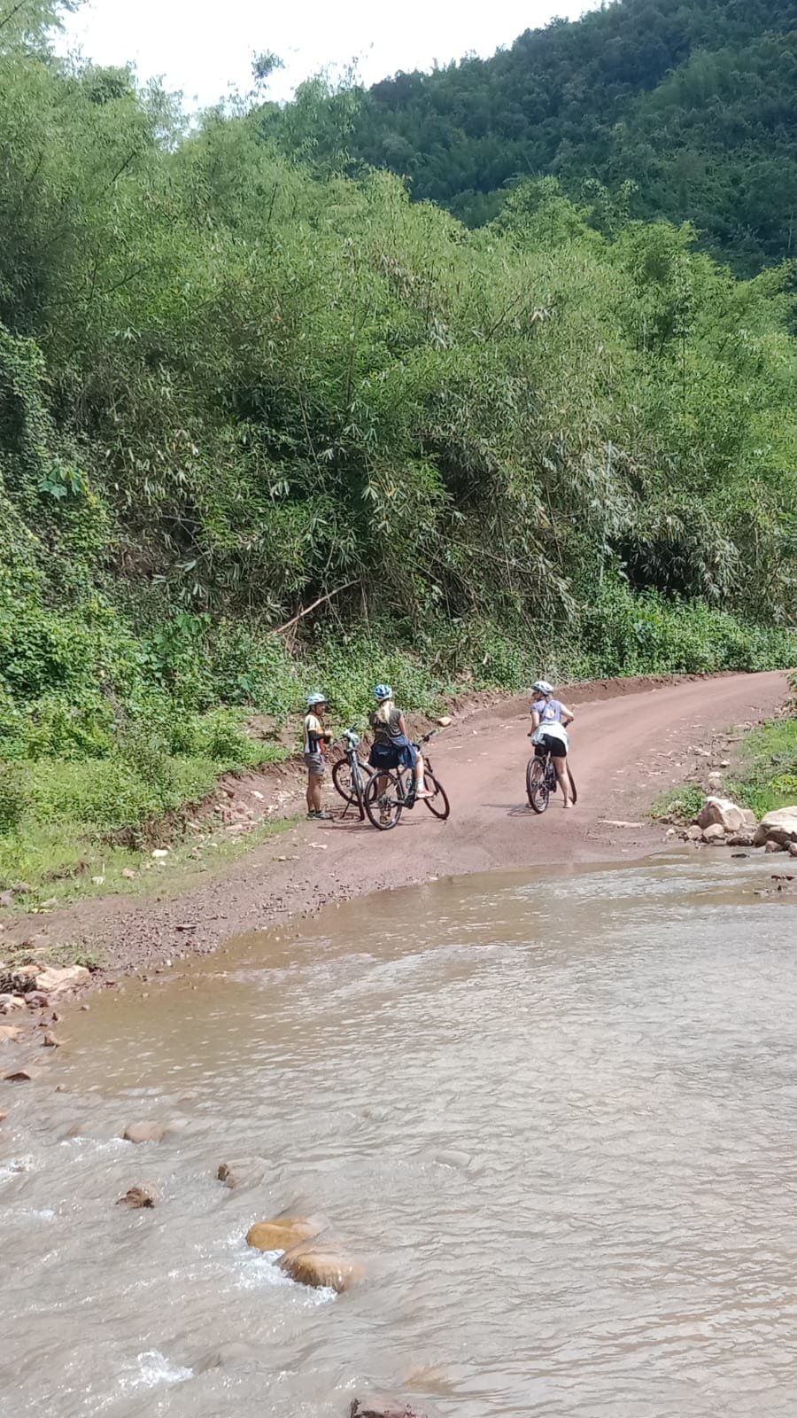 The Great Laos Loop: 15-Day Cycling Adventure from Luang Prabang to Thakhek